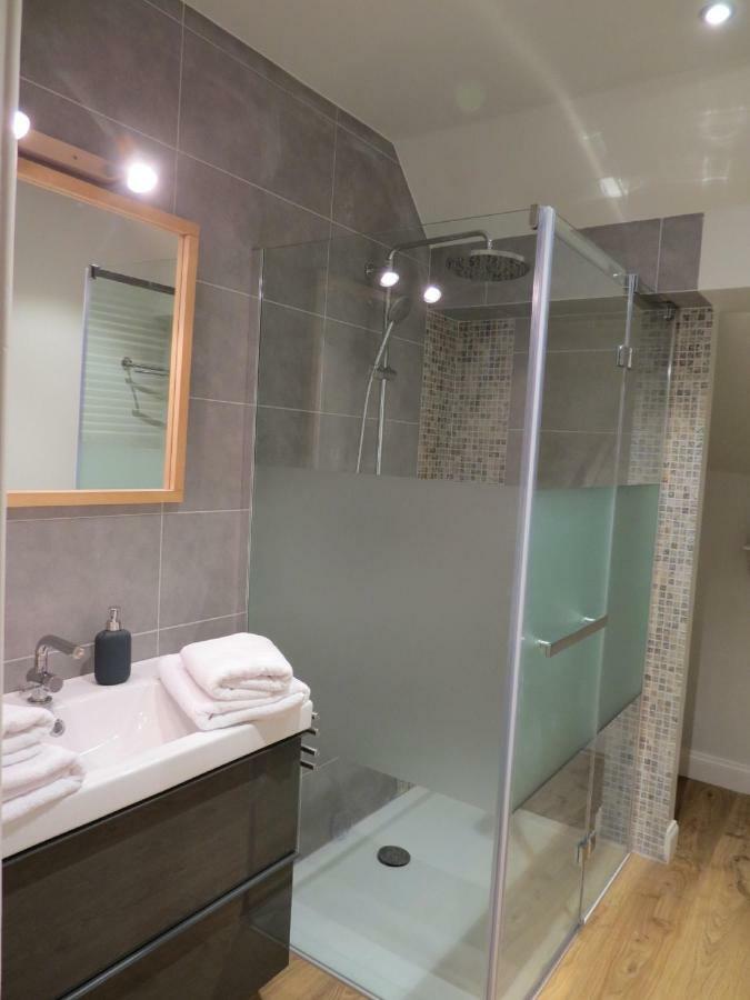 Gite Incontournable Avec Sauna Et Piscine Dans Un Petit Paradis Du Barbant Wallon Villers-la-Ville Luaran gambar