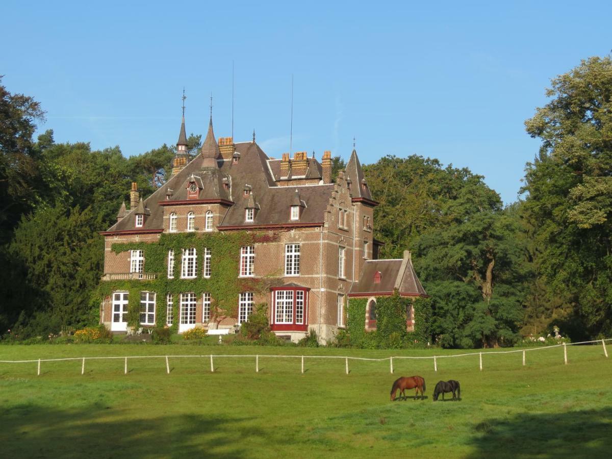 Gite Incontournable Avec Sauna Et Piscine Dans Un Petit Paradis Du Barbant Wallon Villers-la-Ville Luaran gambar
